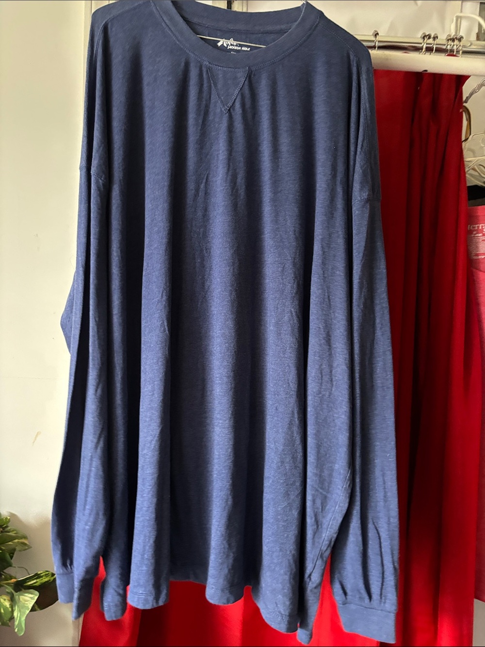 Men's Long Sleeve Crewneck Tee in Navy by Unknown Brand